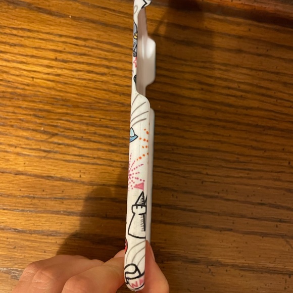 Dooney&Bourke x Disney iPhone 8 case - Picture 4 of 6